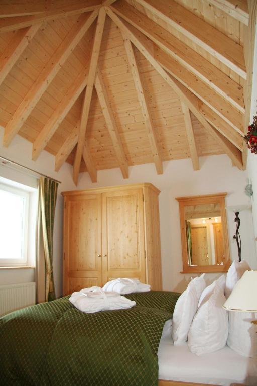 Hotel Berghof Nauders Quarto foto
